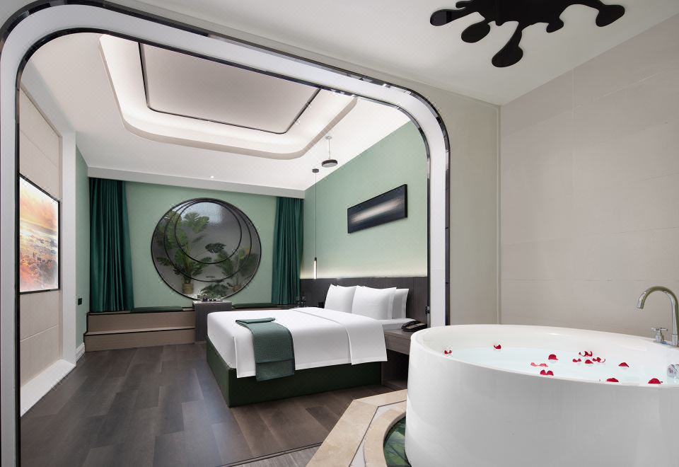  Hotel Overview