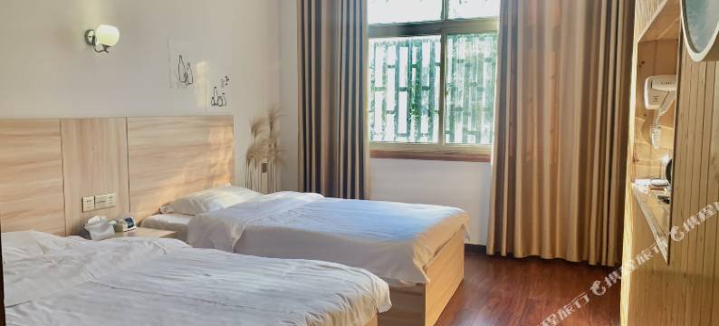 自由报舍民宿图片