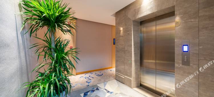 博罗·明玥丨Aura·MoonlitGarden花园酒店(石湾铁场明月公园店)图片