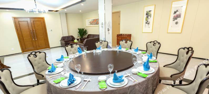 成都攀钢大酒店(金牛万达梁家巷地铁站店)图片