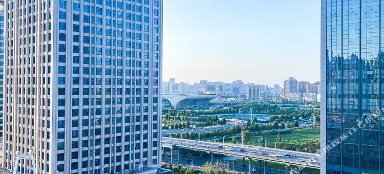 叶与晨电竞电影酒店(火车站塔坛店)图片