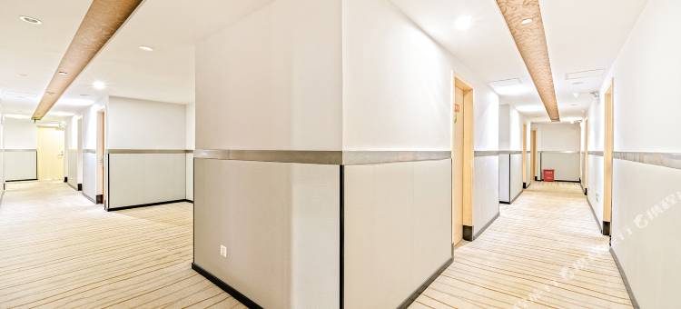 99优选酒店(上海五莲路地铁站店)图片