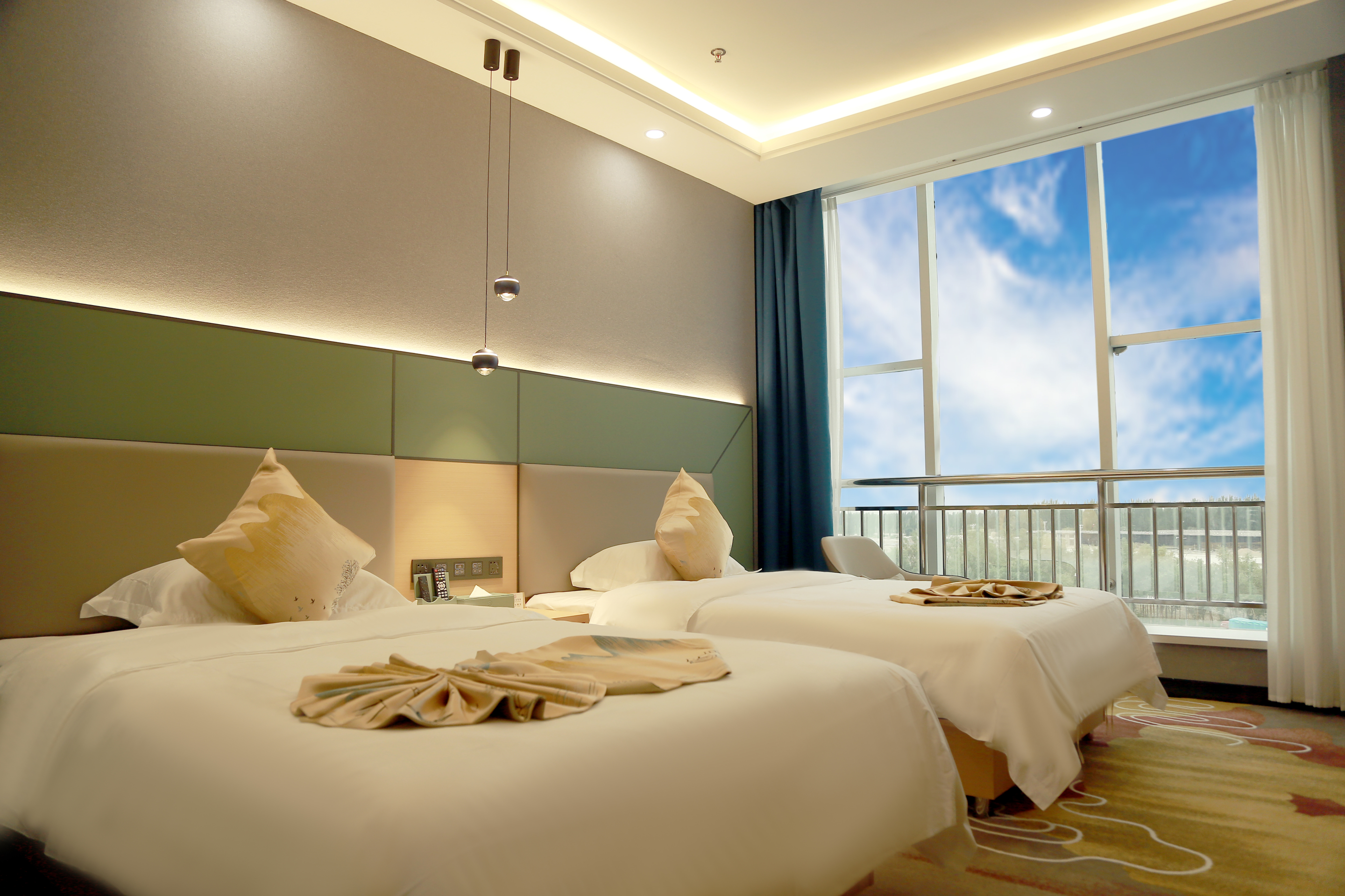 zhong he hotelOver view