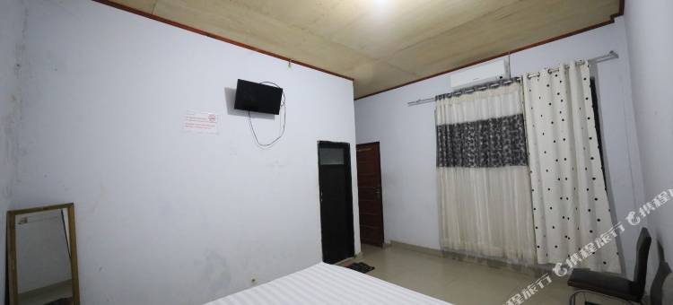 OYO 93306 Kos Citra Syariah Near Bukit Marezo图片