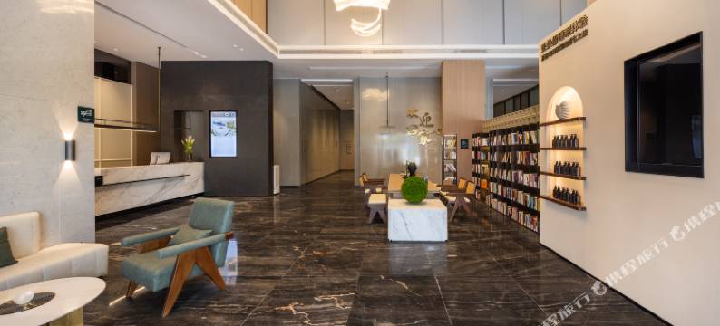 贵阳观山湖悦然广场亚朵酒店图片