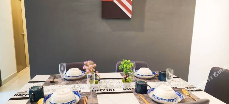 Nilai Vision City 4+1 PAX Akasia Suite图片