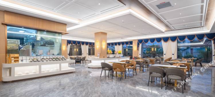 泸源国际酒店(阿庐古洞风景区店)图片