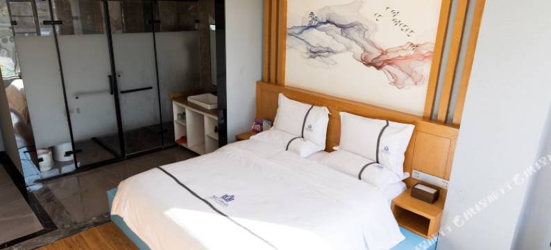 牟定鼎冠酒店图片