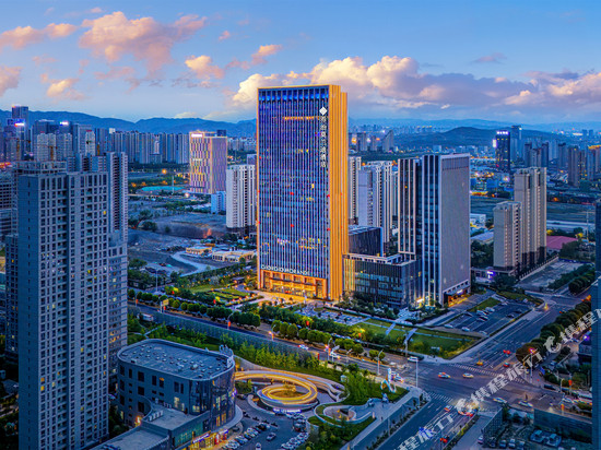 乌鲁木齐乔治莫兰迪酒店(乌鲁木齐高铁站店)