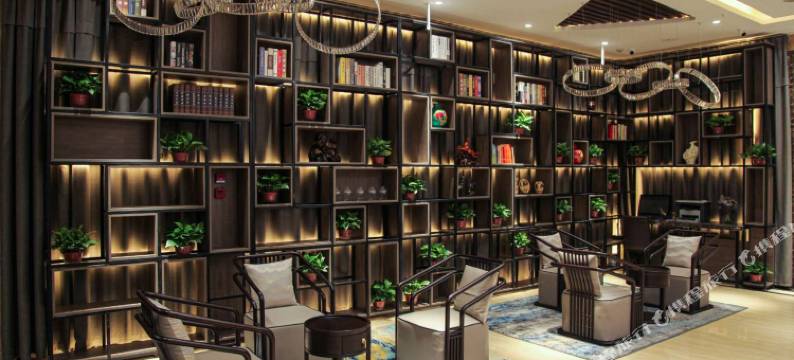 昆仑乐居商务酒店(新乡辉县店)图片