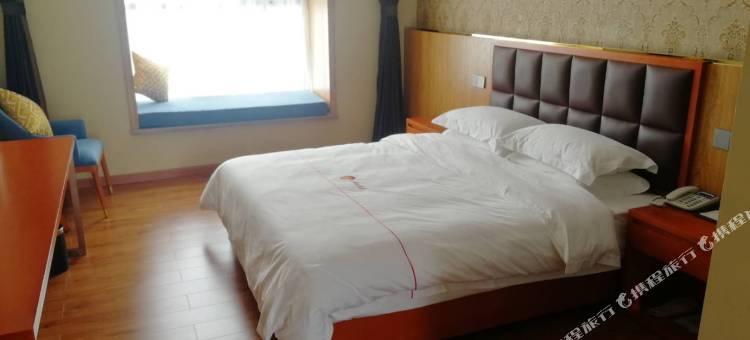 贡觉金鸟大酒店图片