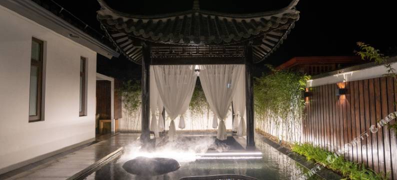 腾冲合缦居温泉合院图片