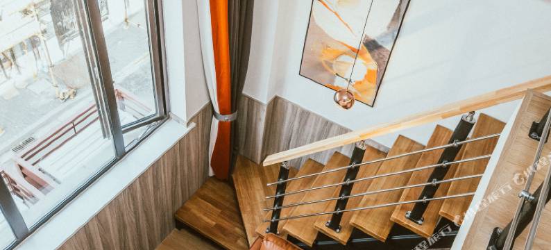 子鱼居酒店(上海人民广场店)图片