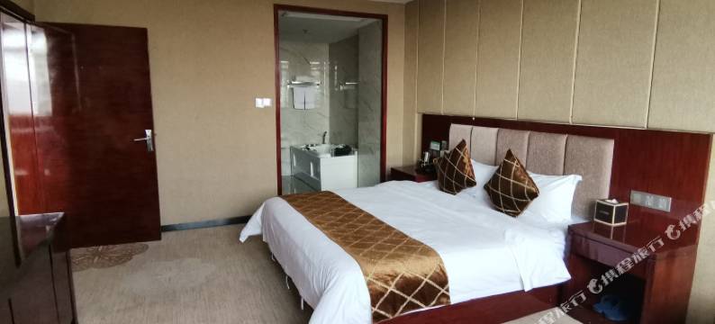 阜南雷克泰酒店图片