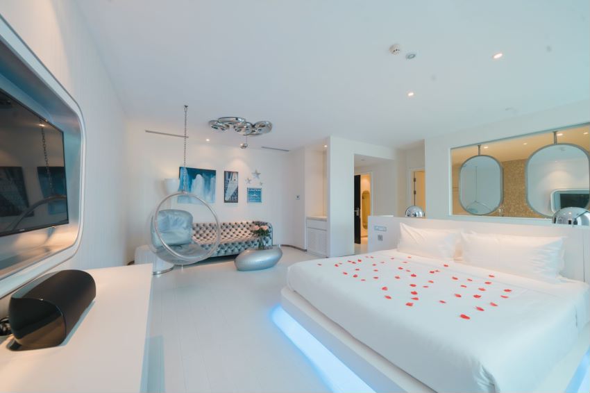 Crystal Orange Hotel Nanjing Xinjiekou Over view