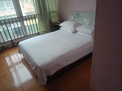 宾朋公寓(武汉传媒学院武汉软件工程职业学院店)