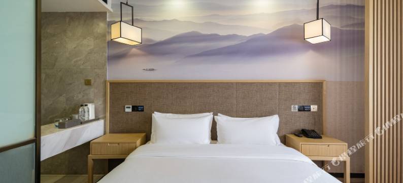 艺龙安云酒店(南京秦淮河朝天宫地铁站店)图片