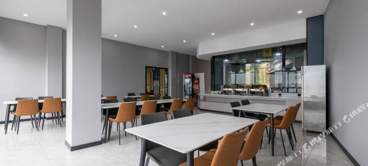 途客中国轻居酒店(恩施大峡谷店)图片