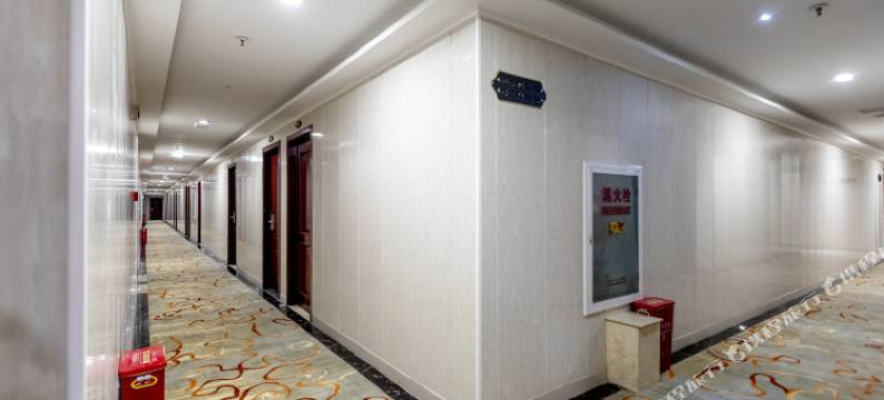 FiNE斐印酒店(湖北大学绿地金融城店)图片