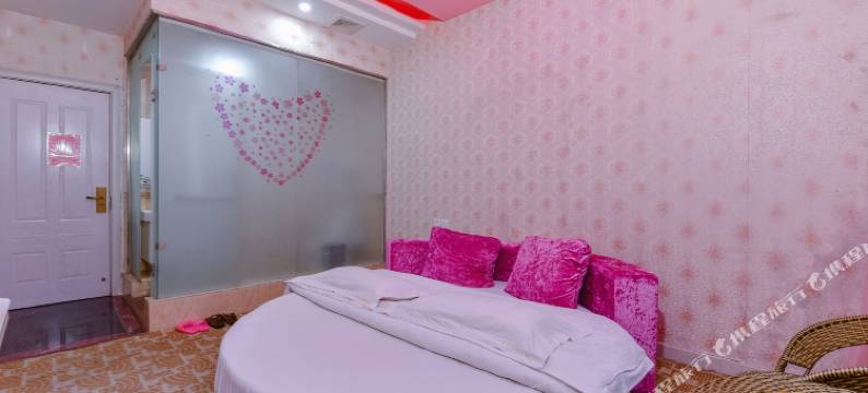 爱尚主题宾馆(信阳师范大学店)图片