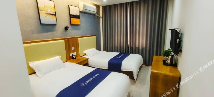 如家华驿酒店(梁山华通二手车市场店)图片