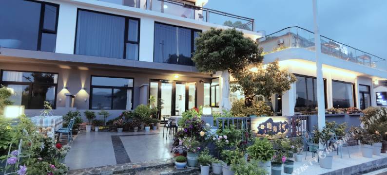 桃花岛吻海民宿图片