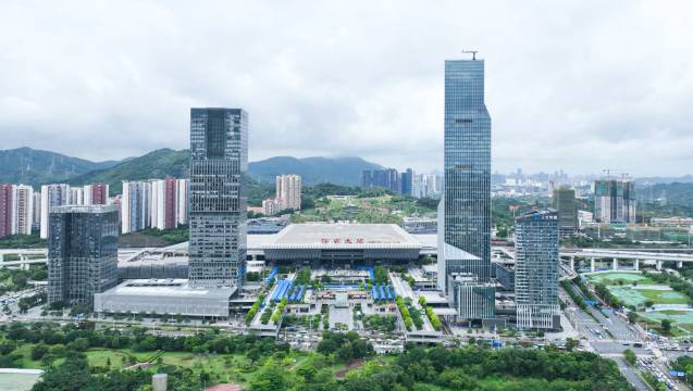 深圳深铁雅高铂尔曼酒店图片