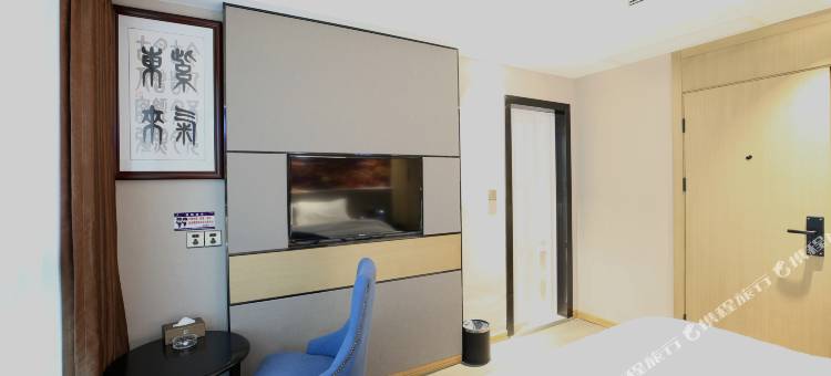 镜山乐居酒店(上高县政府镜山广场店)图片