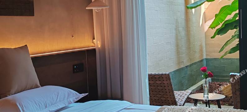 建水燕栖堂私人庭院客栈(朝阳楼古城小火车店)图片