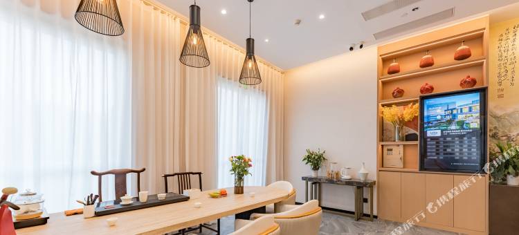 柏纳酒店(集美学村海上自行车道店)图片