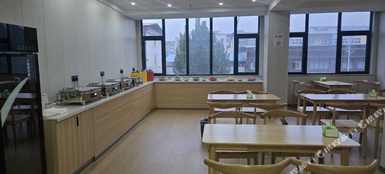 临颍怡家酒店图片