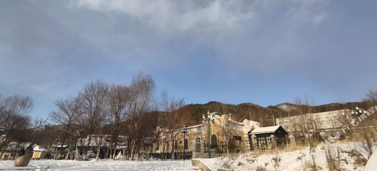 横道河子乌曼民宿(油画村店)图片