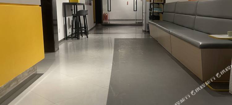 布丁严选酒店(西安小寨大雁塔地铁站店)图片