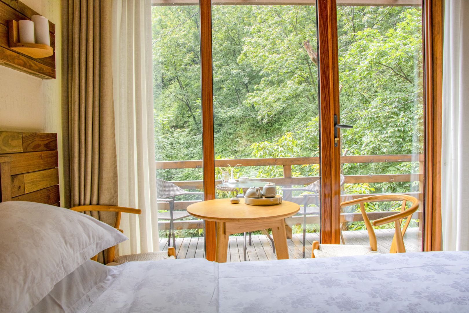 Lin'an Congqian. Man HostelOver view