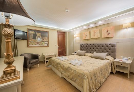 Theofilos Paradise Boutique HotelHotel Overview