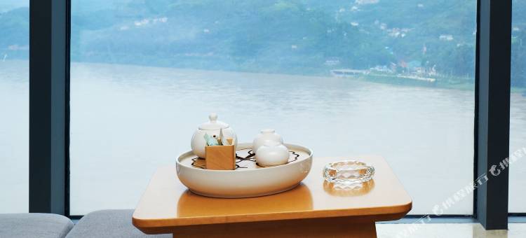 怡景美季高空江景酒店(宜昌万达广场三峡游客中心店)图片