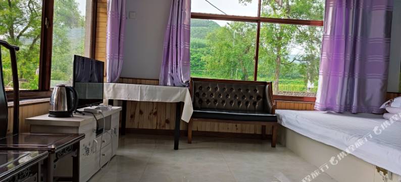 宽甸万花谷福源山庄图片