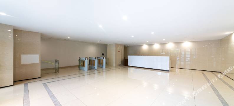她他电影公寓(济南腊山南站地铁店)图片