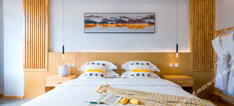 香格里拉花晨月夕客栈(独克宗古城店)图片