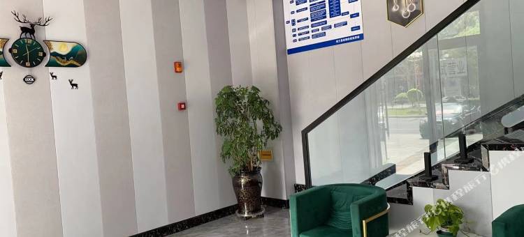 依兰兰依酒店图片