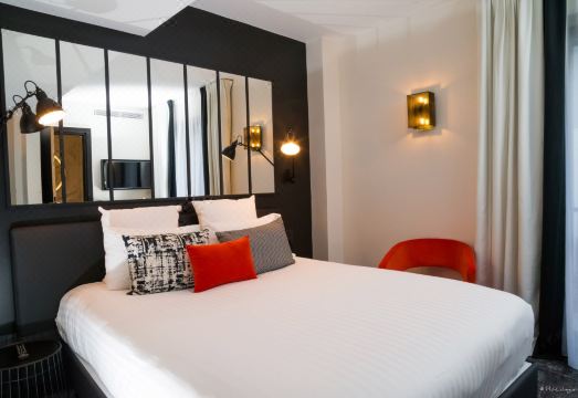 Laz' Hotel Spa Urbain Paris Hotel Overview