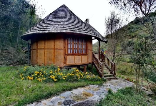 云花谷小木屋