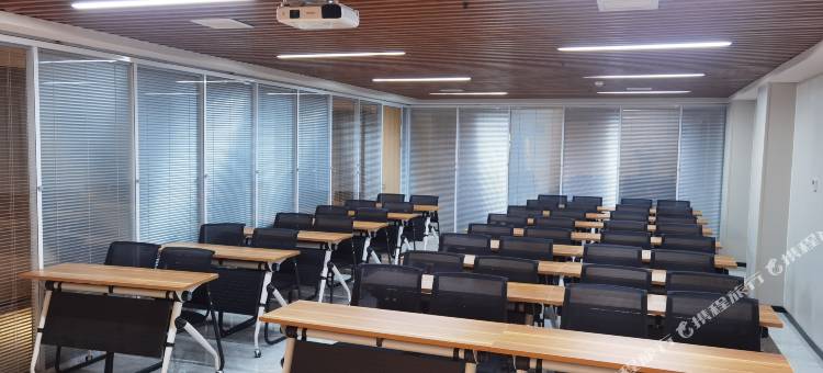 如家睿柏·云酒店(宁晋晶龙街店)图片