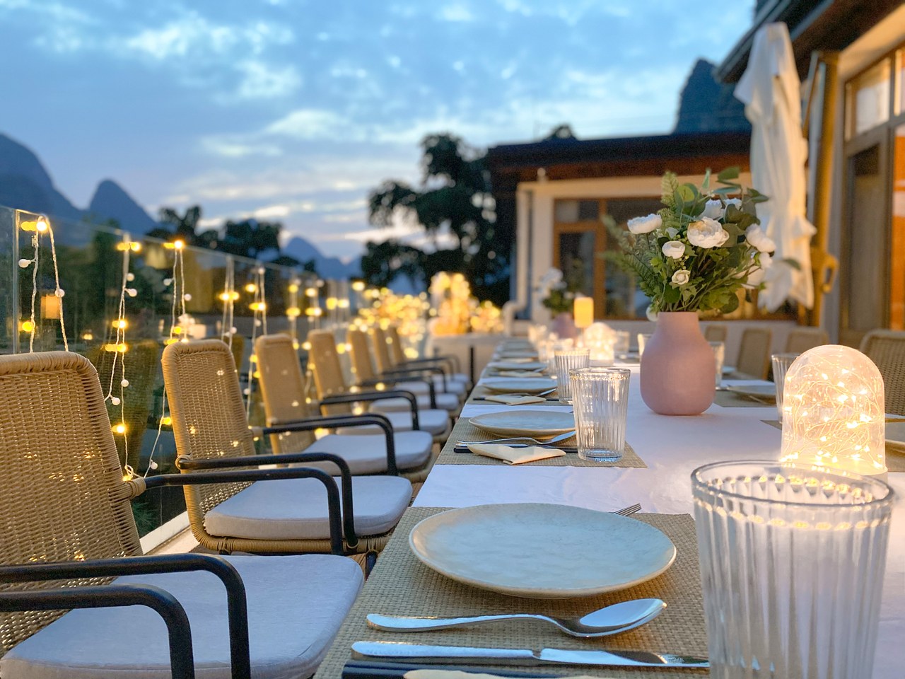 Yuetian Life Hotel (Yangshuo Shili Gallery Yulong River Branch) Over view