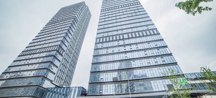 半岛栖客酒店(贵阳北站店)图片