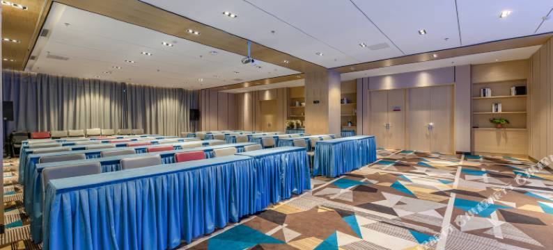 宜悦尚合酒店(临朐中百大厦店)图片