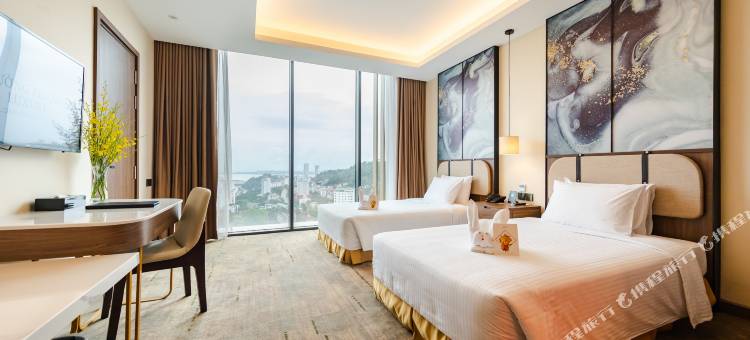 孟清下龙中英豪华酒店(Muong Thanh Luxury Ha Long Centre Hotel)图片