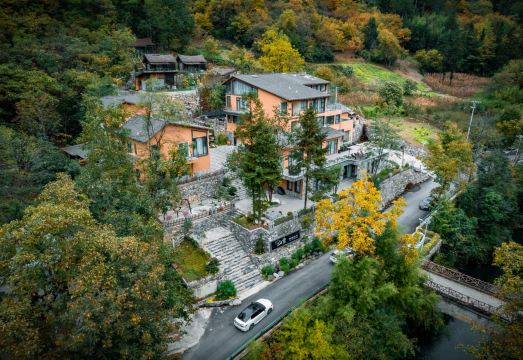 城口磐石山舍?大巴山森氧VILLA全景度假民宿外景图