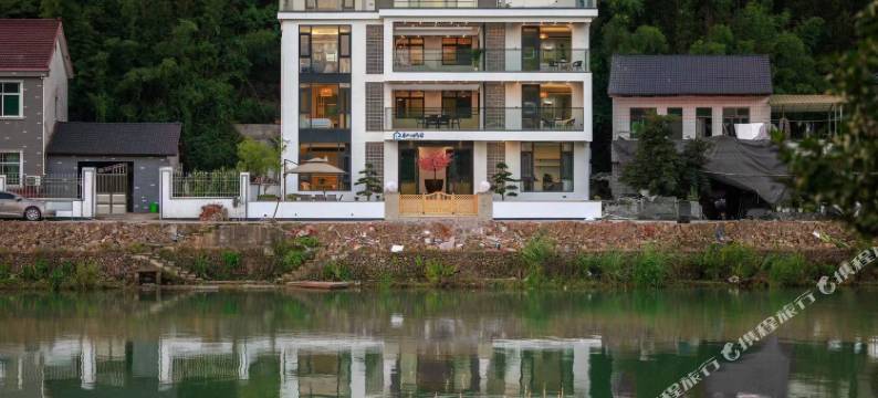 乐水阁・溪畔木舍|中式典韵观川露台美宿(桐庐龙鳞坝店)图片