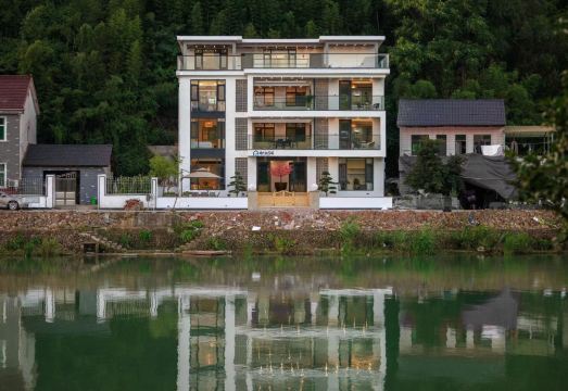 Hangzhou Yule Water Pavilion Boutique HomestayHotel Overview